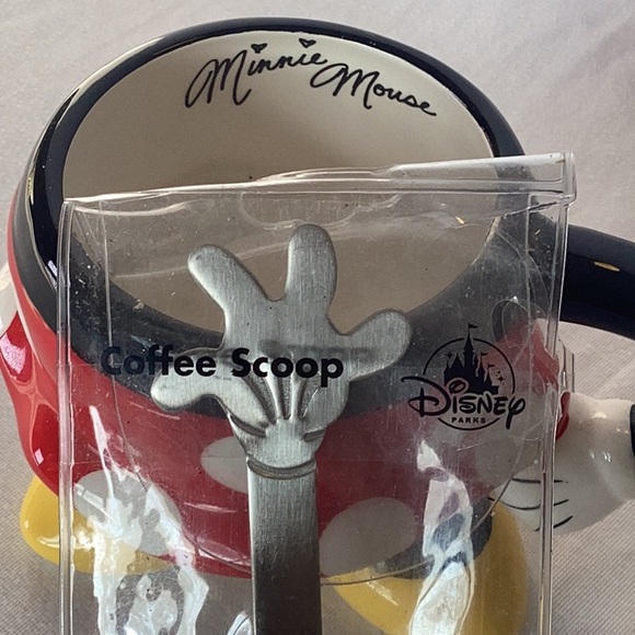 Disney parks bundle - Picture 7 of 7